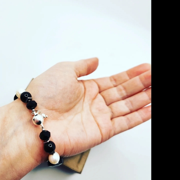 Faceted Afate, Freshwater Pearl, Raw Clear Quartz Bracelet - Picture 4 of 4